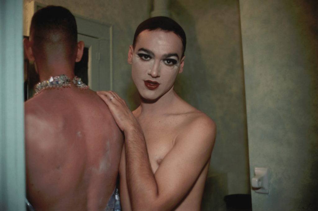 Queerguru’s Ris Fatah reviews FRAGILE BEAUTY : Photographs from the Sir Elton John and David Furnish Collection